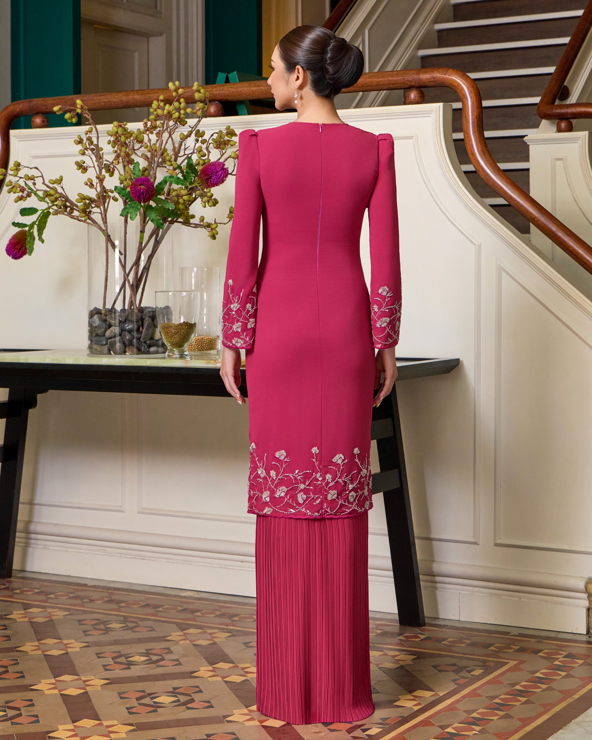 Ashanti Kurung in Fandago Pink