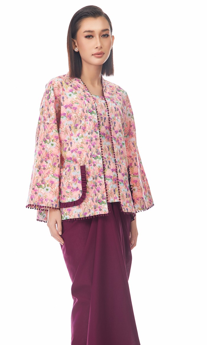 Alaraa Kurung in Powder Pink