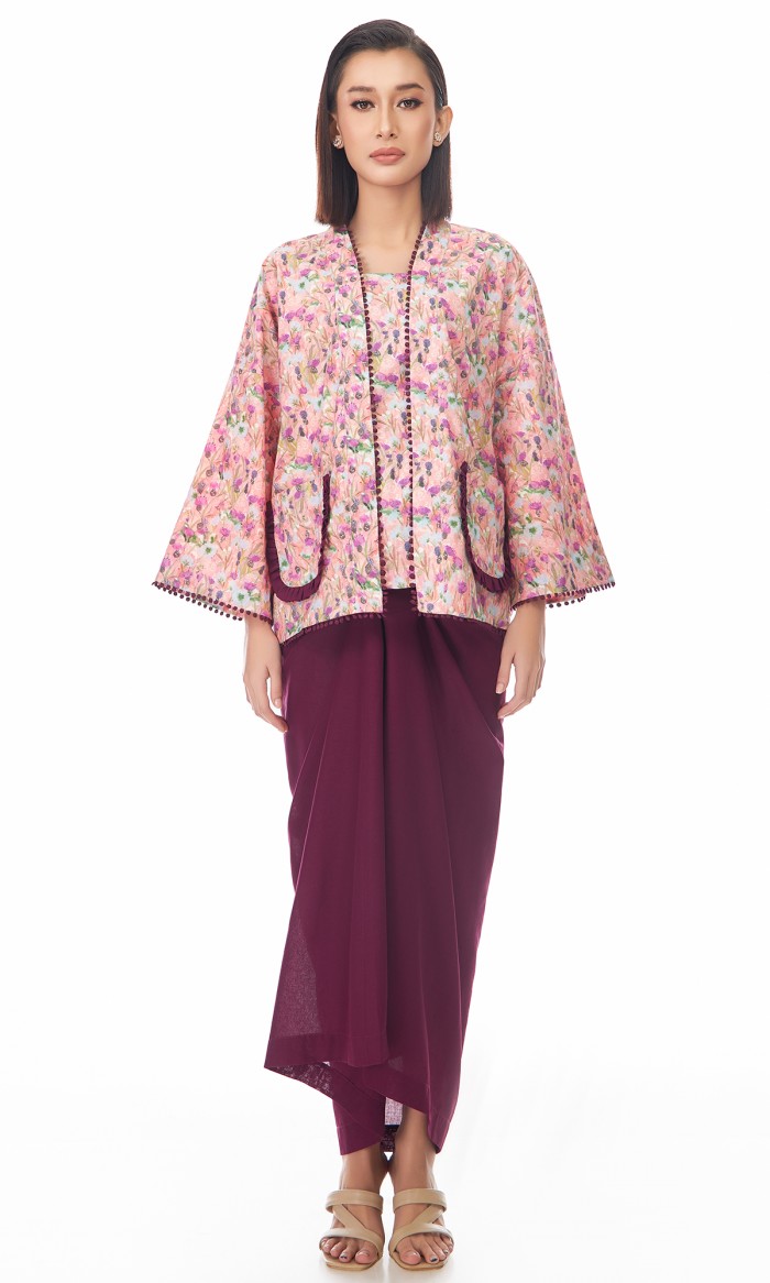 Alaraa Kurung in Powder Pink