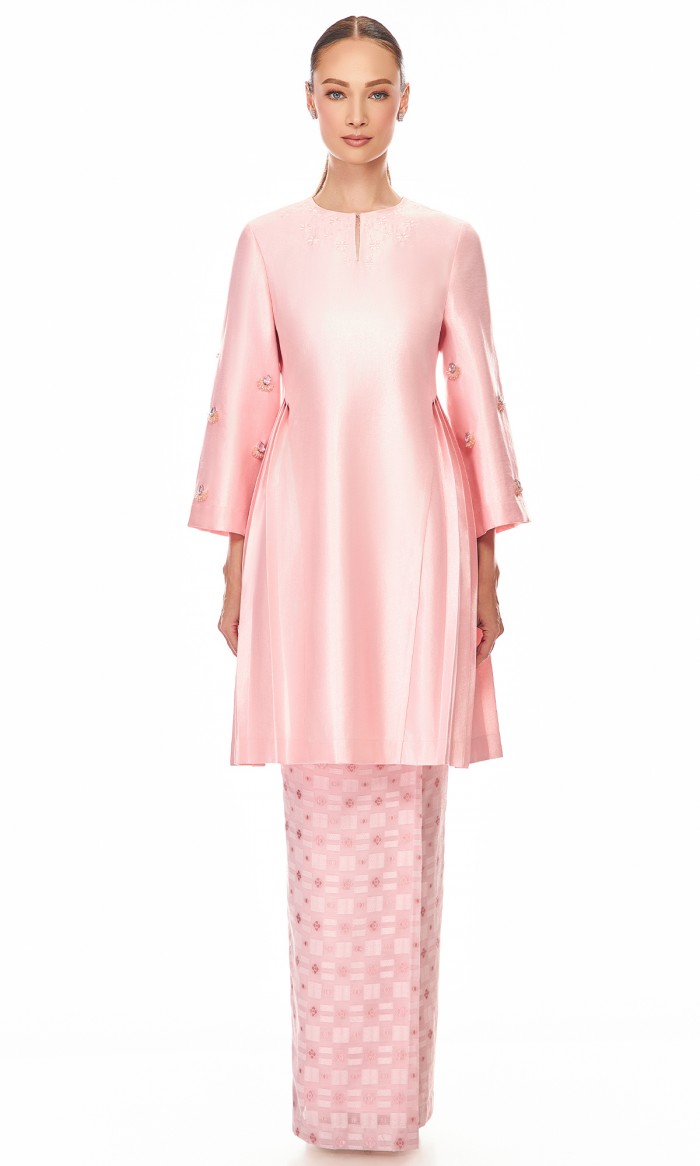 Alita Kurung in Light Pink