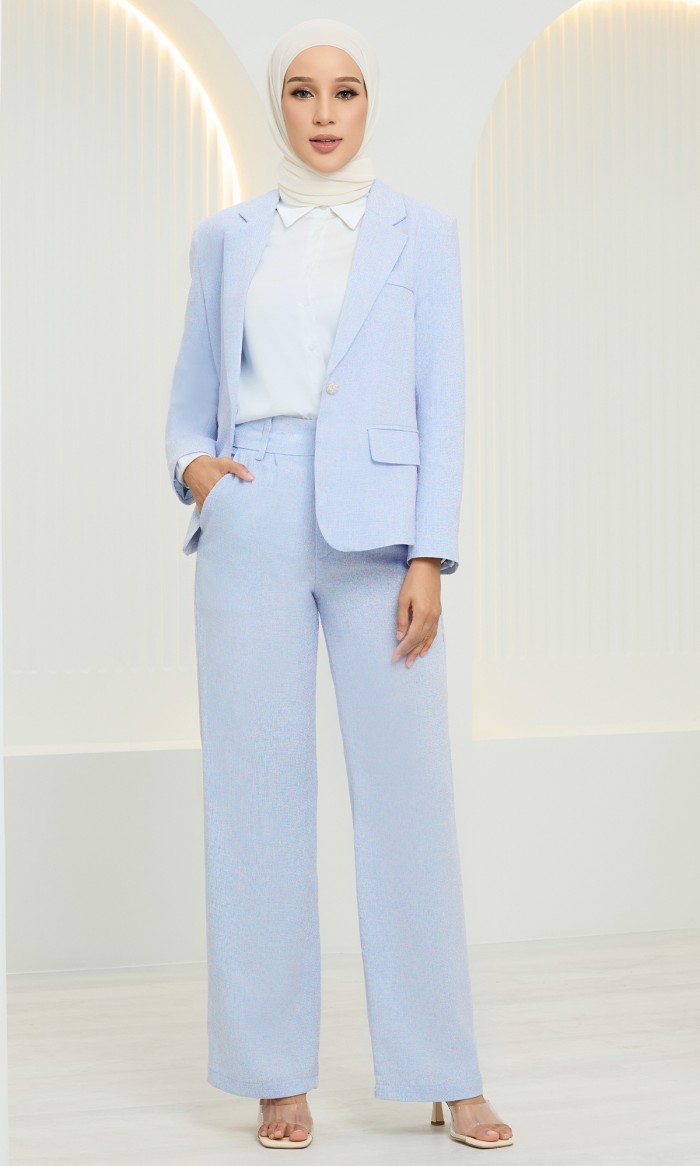 Amalia Suit in Uranian Blue