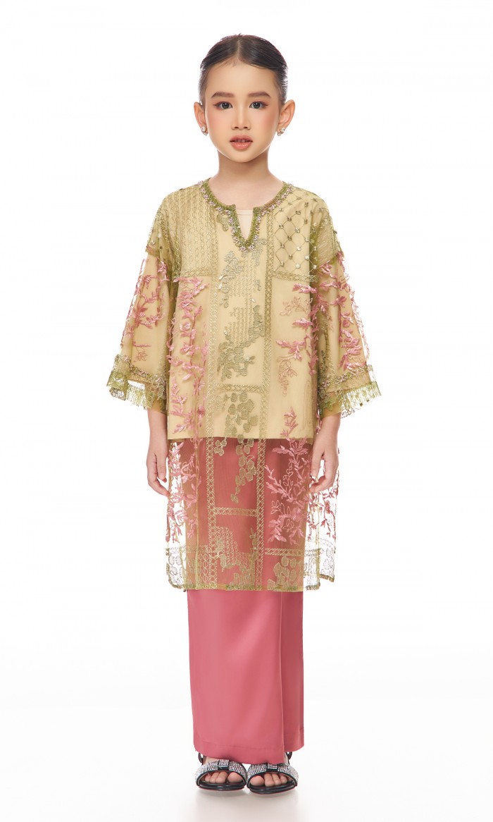 Amara Kurung Kids in Light Coral