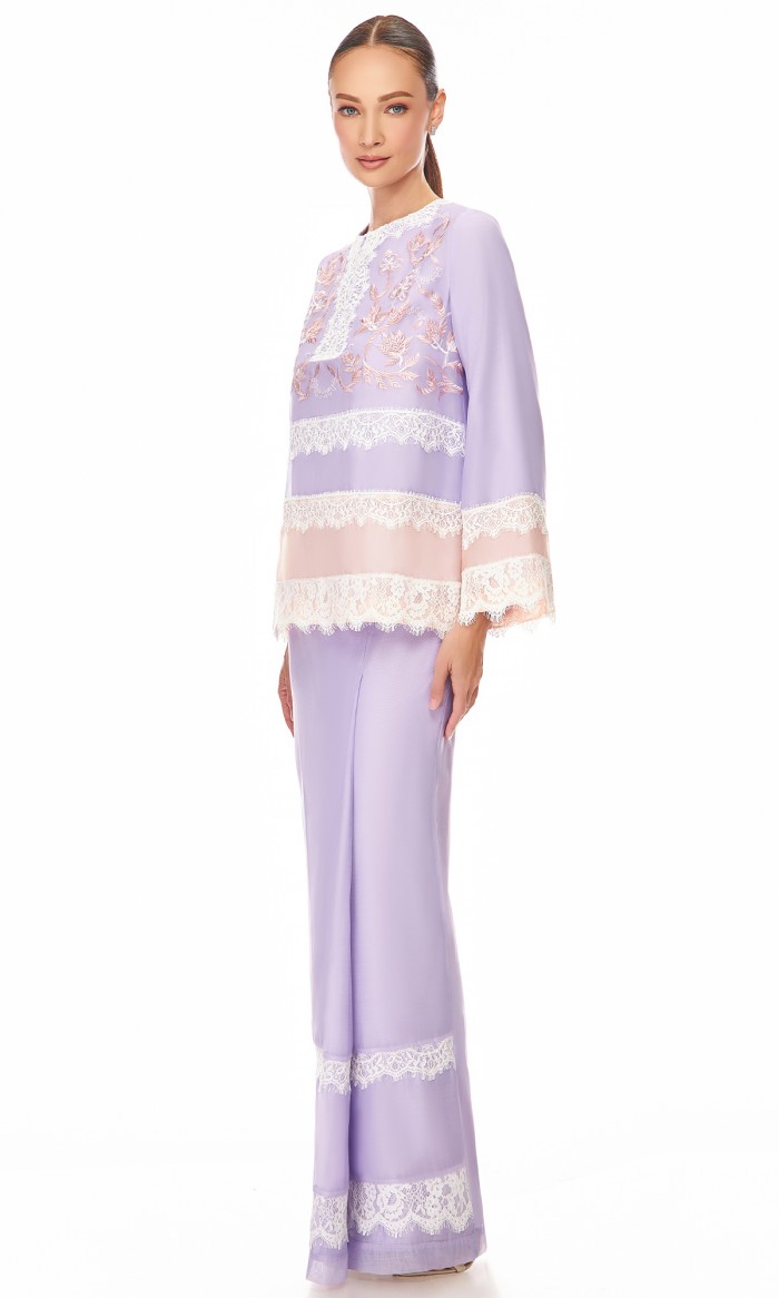 Ameelya Kurung in Light Purple