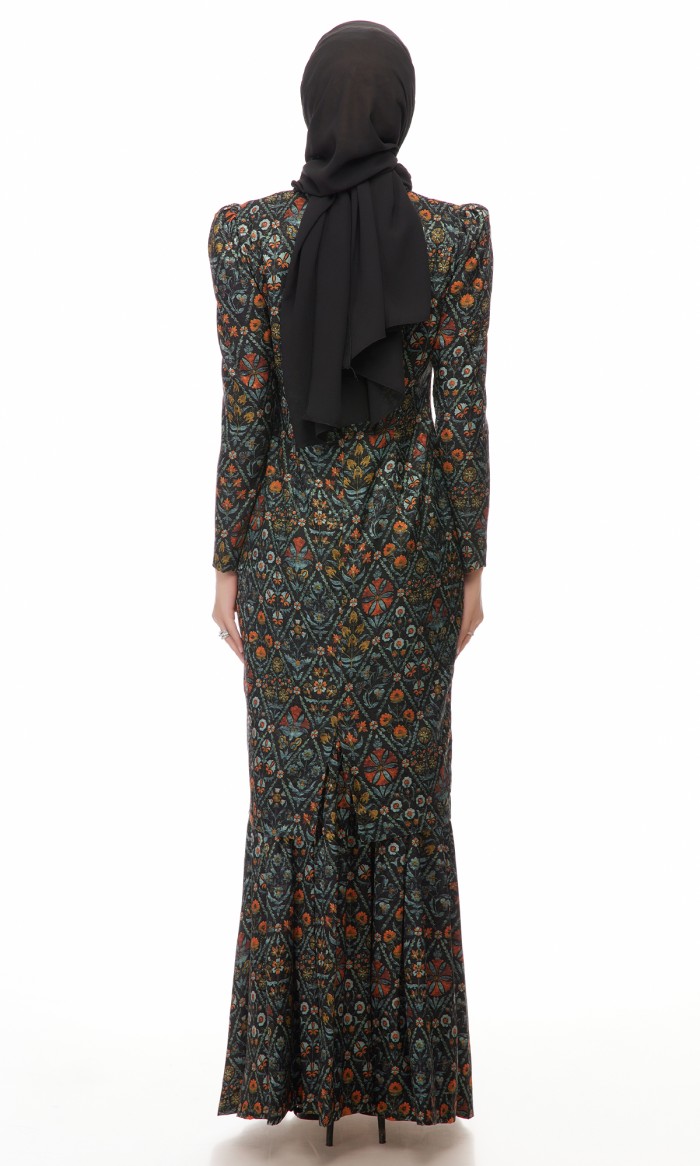 Asmidar Kurung in Raven Black