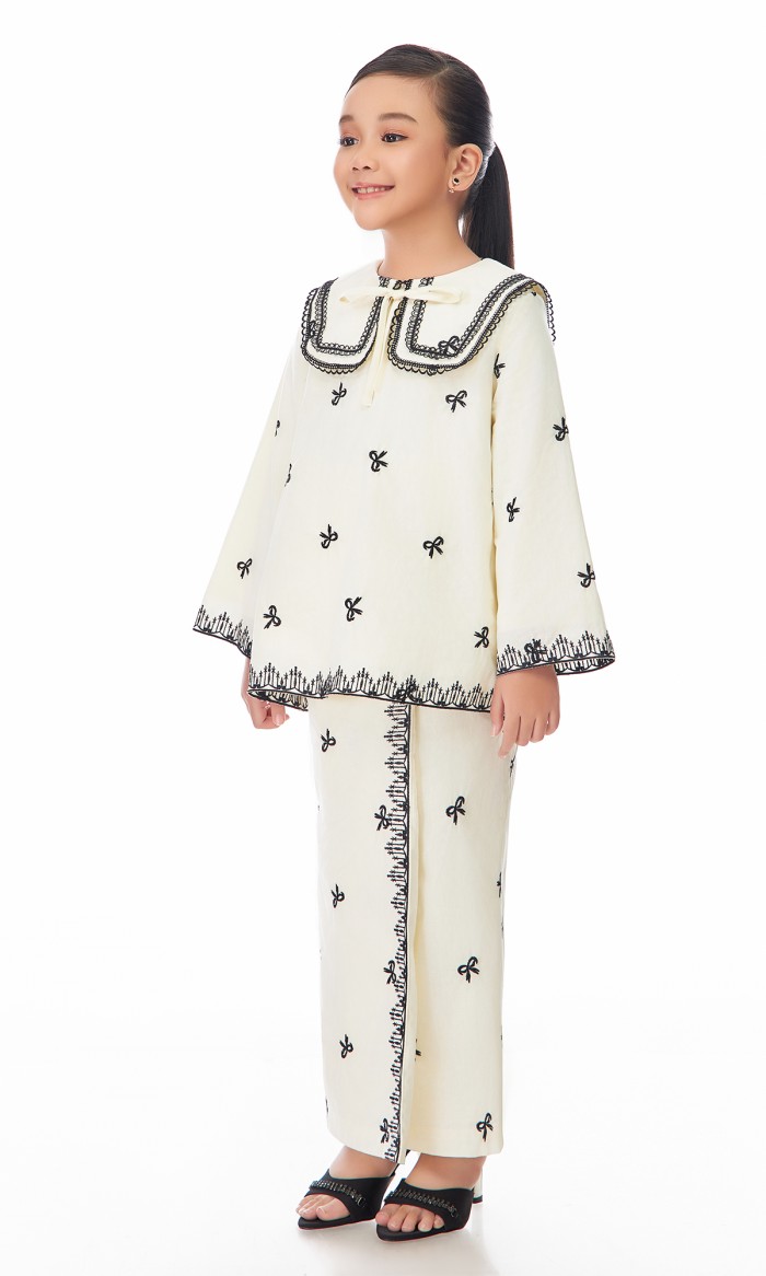 Chiara Kurung Kids in Raven Black