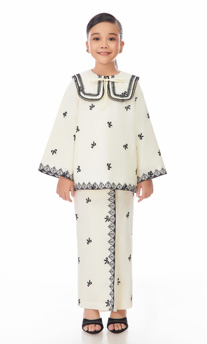 Chiara Kurung Kids in Raven Black