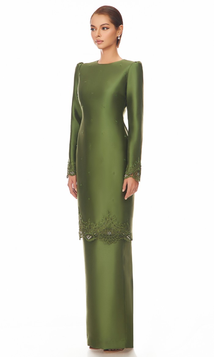 Claudia Kurung in Moss Green