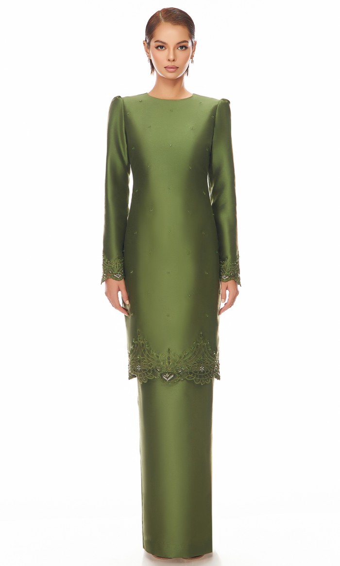 Claudia Kurung in Moss Green