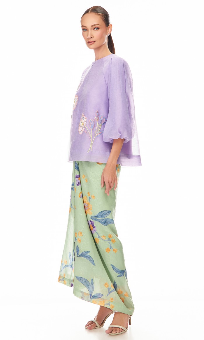 Dharweena Kurung in Thistle Purple