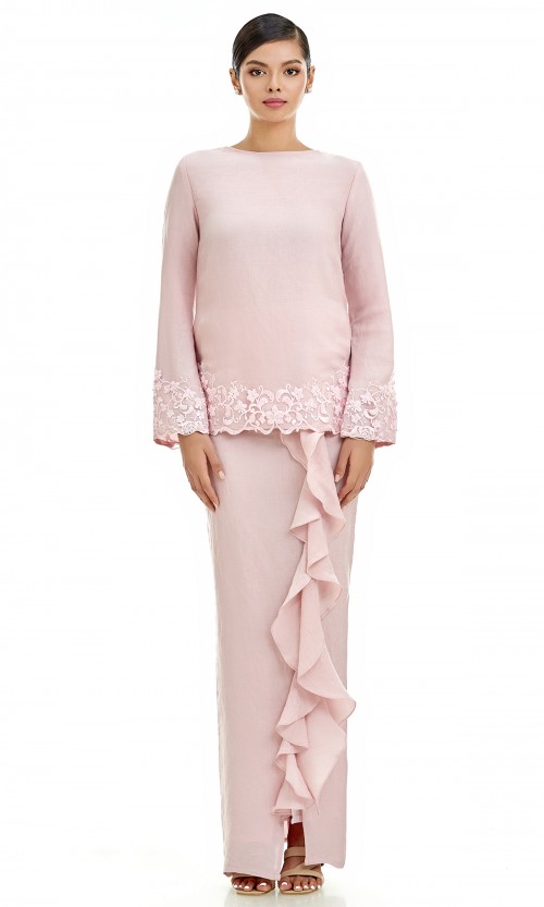 Dhelia Kurung in Baby Pink (AS-IS)