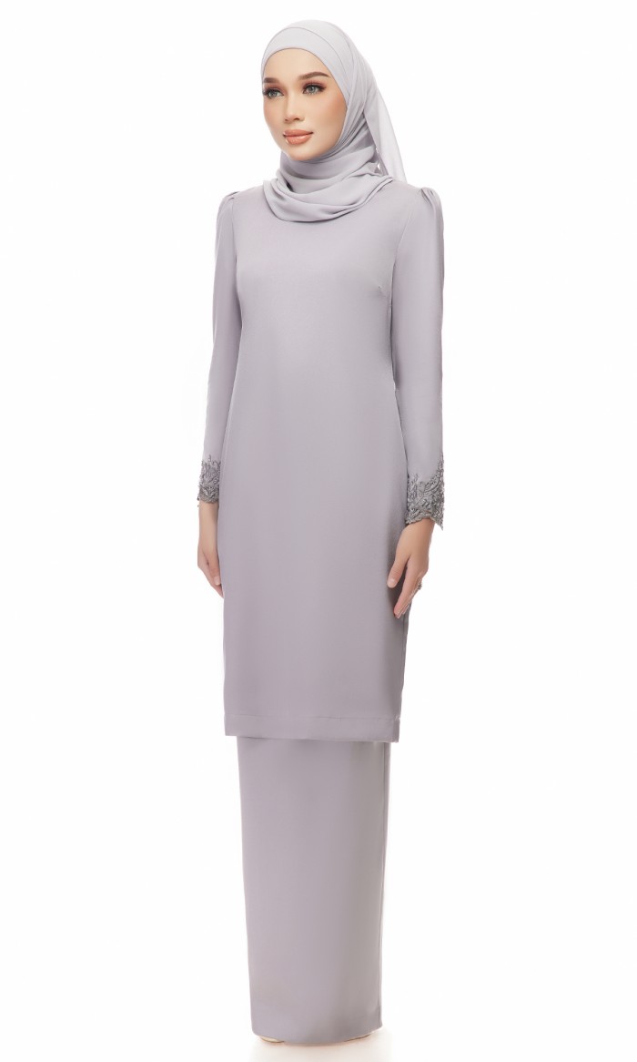 Fedora Kurung 3.0 in Gentle Grey