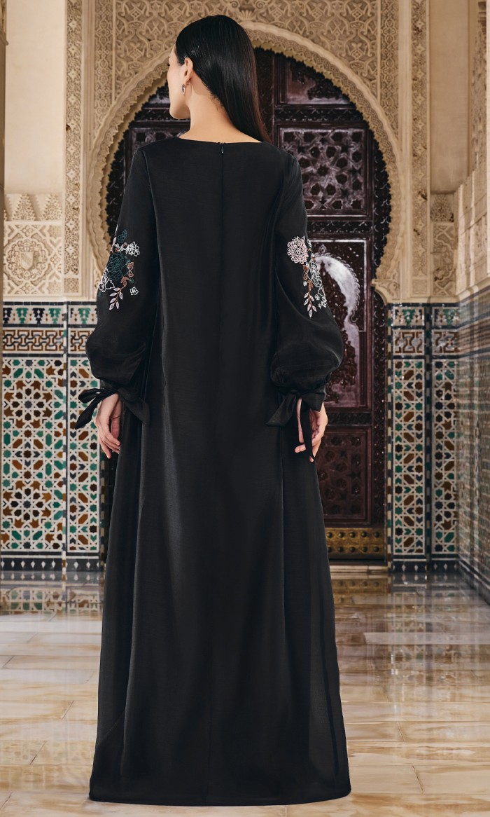 Hadeeya Dress in Rich Black
