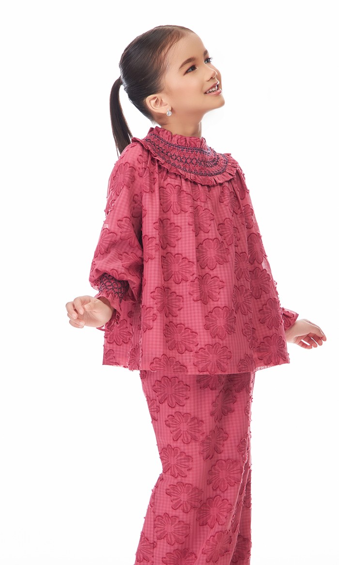 Indira Kurung Kids in Granita Pink