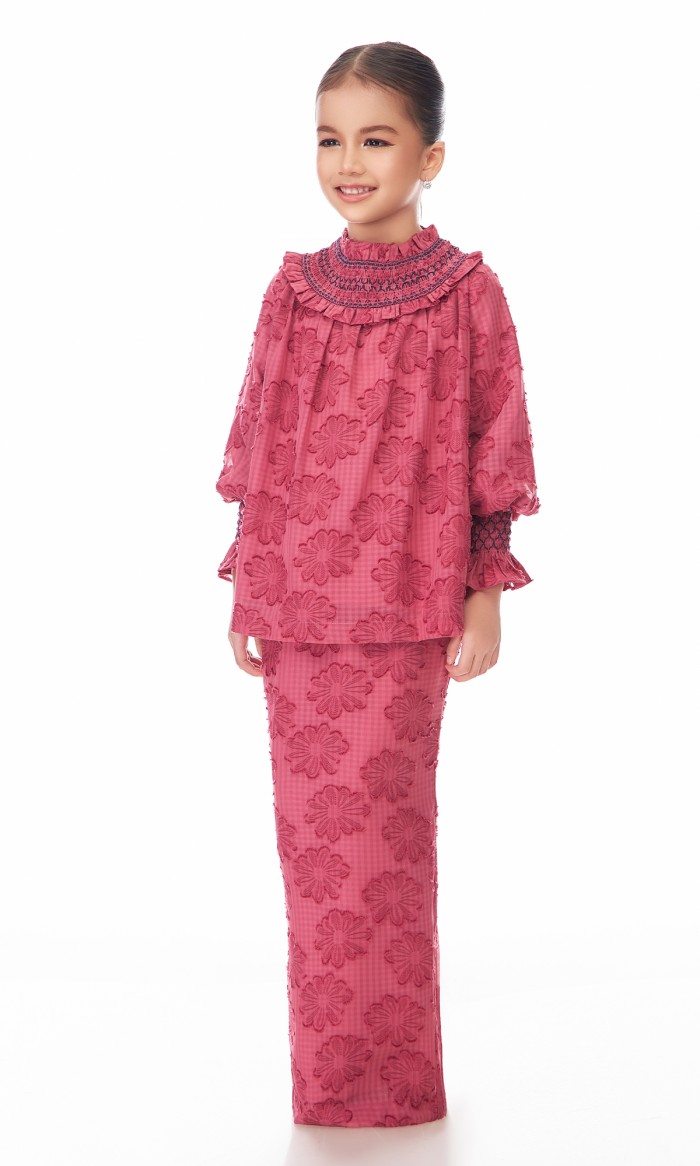 Indira Kurung Kids in Granita Pink