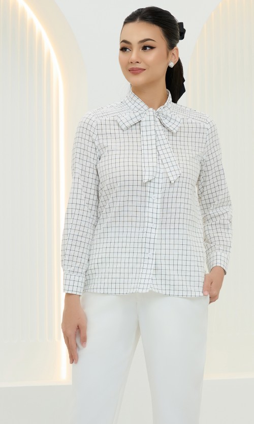 Isla Checked Top in Daisy White