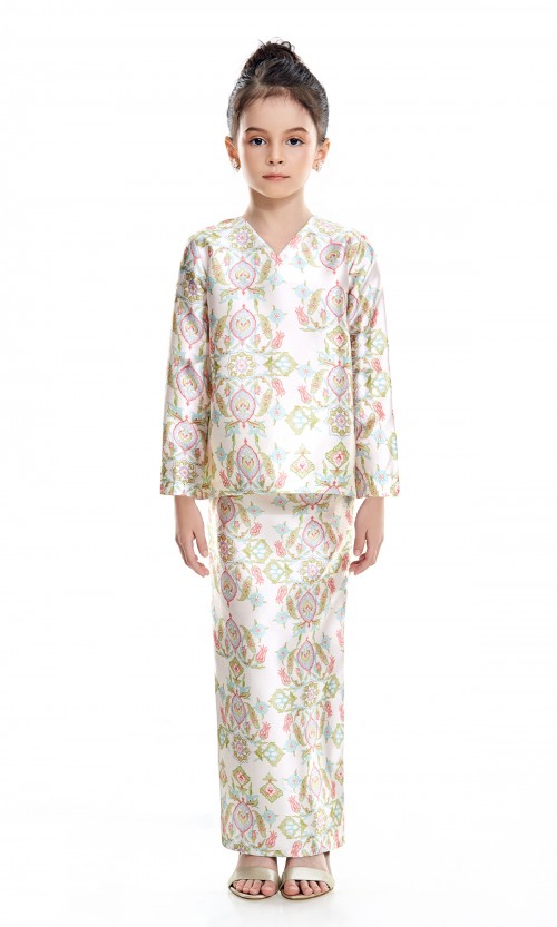 Juweena Kurung Kids in Orange Peach