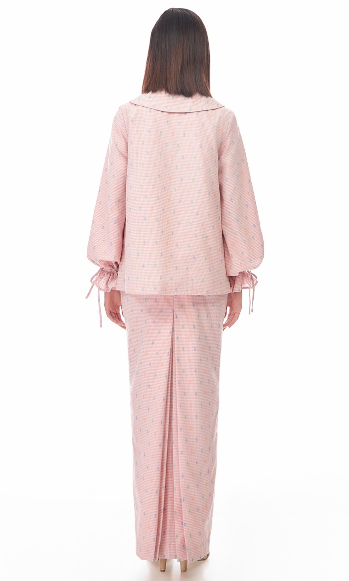 Lenora Kurung in Blush Pink