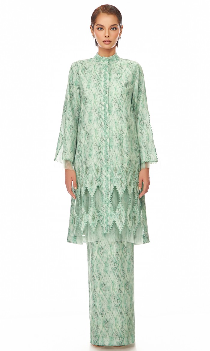 Mauven Kurung in Celadon Green