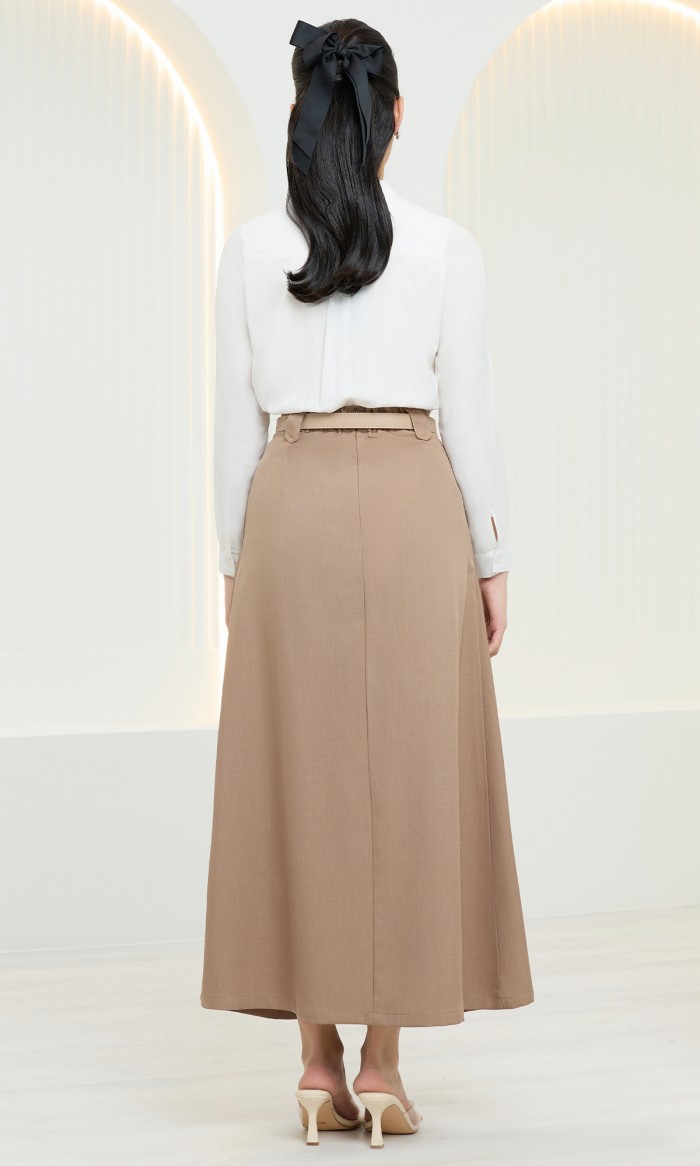 Medea Skirt in Peanut Brown