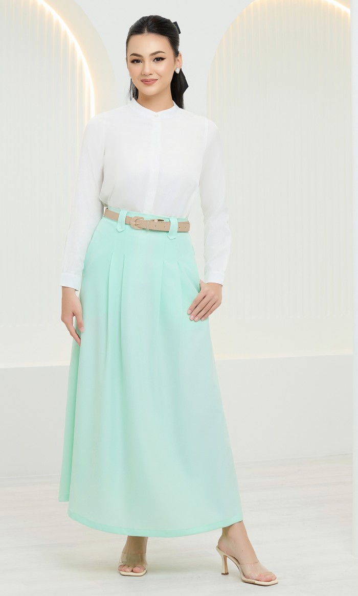 Medea Skirt in Mint Green