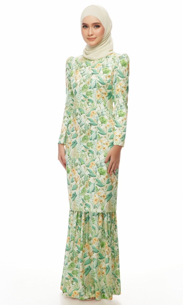 Nirmala Kurung in Bosky Green