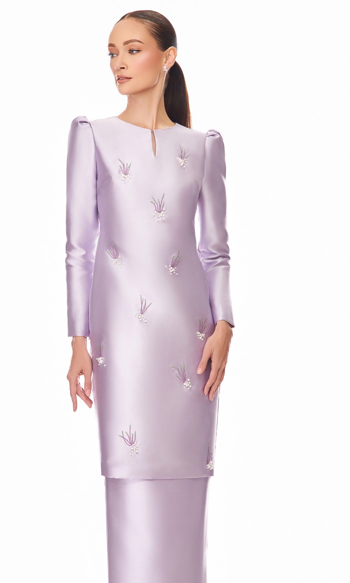 Oceanna Kurung in Lavender Blush