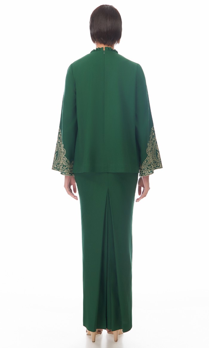 Odette Kurung in Kombu Green