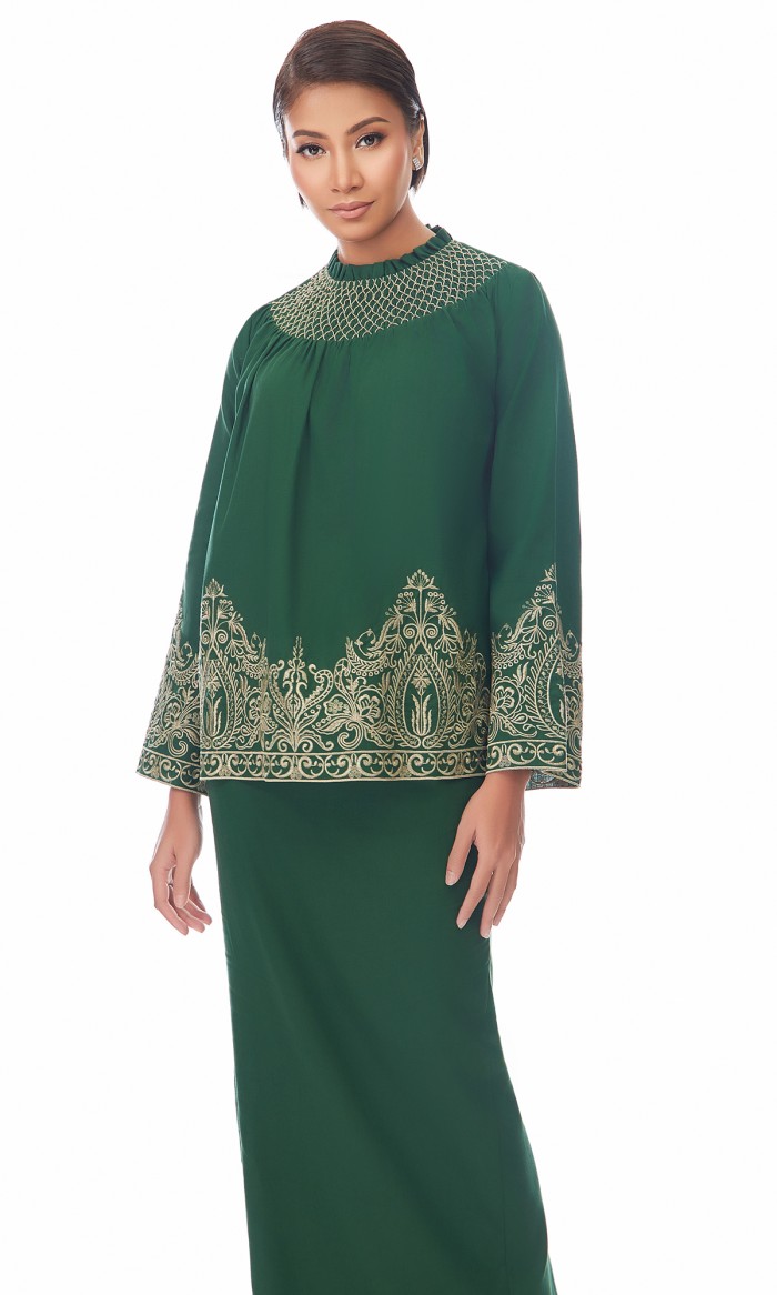 Odette Kurung in Kombu Green