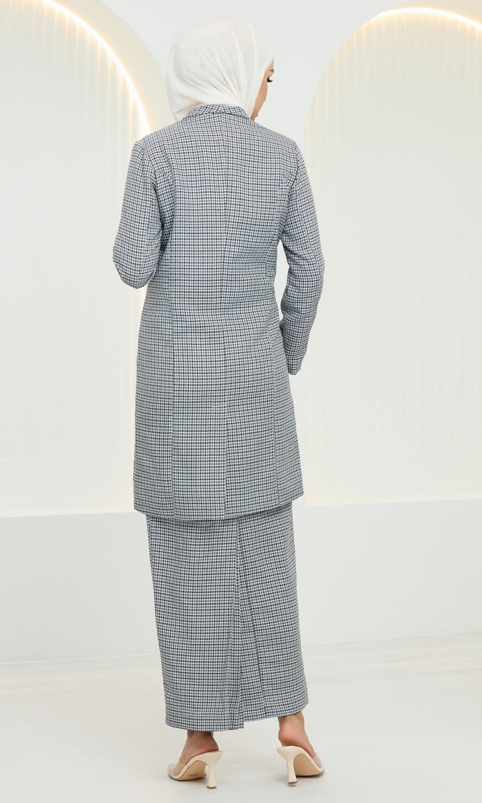 Oona Suit in Cloudy Black