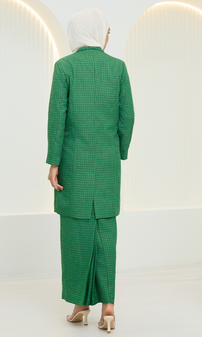 Oona Suit in Forest Green