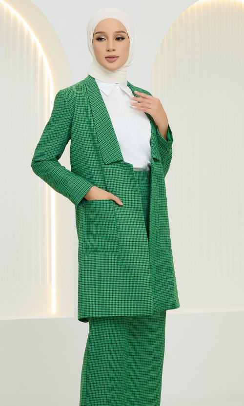 Oona Suit in Forest Green