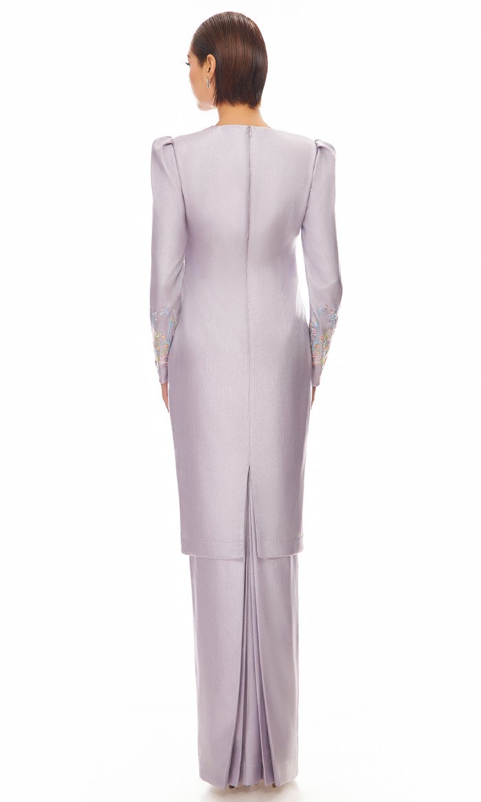 Sephia Kurung in Pale Lavender