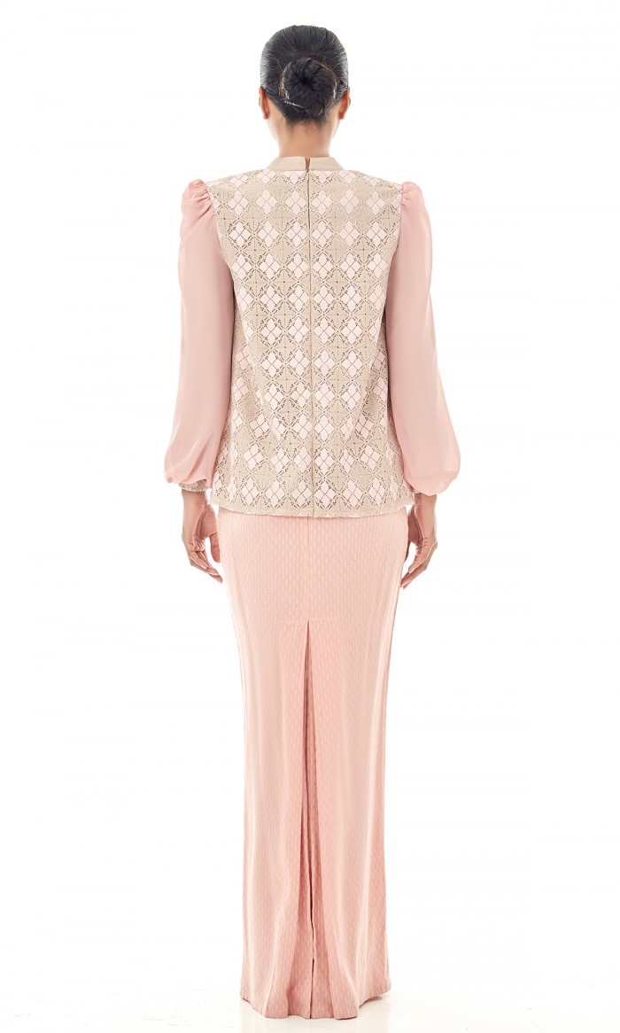 Tabbitha Kurung in Crepe Pink (AS-IS)