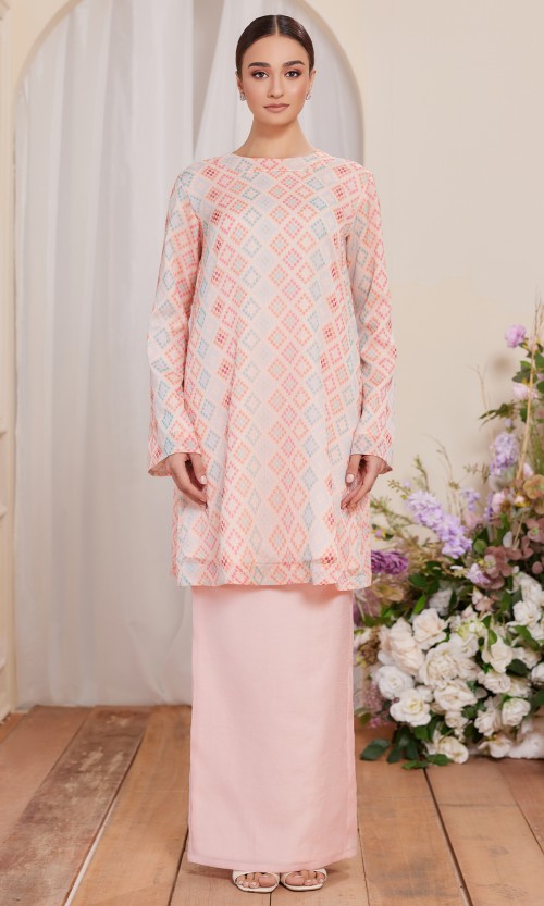 Valerie Kurung in Mauvelous Pink (AS-IS)