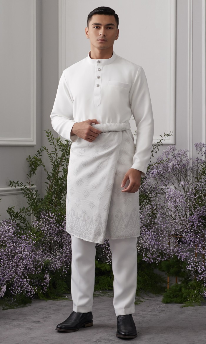 Khaliq Baju Melayu in Off White