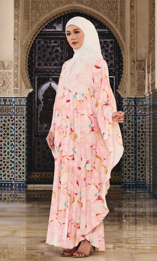 Peony Kaftan in Bubblegum Pink